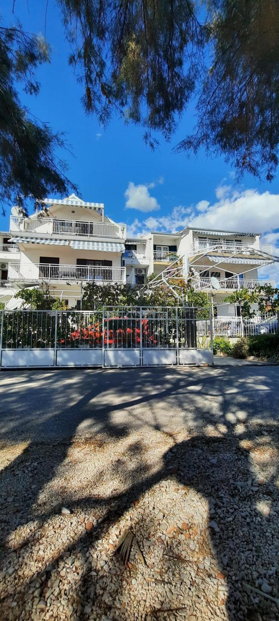 Apartments Ana Bilota セゲット・ヴラニツァ エクステリア 写真